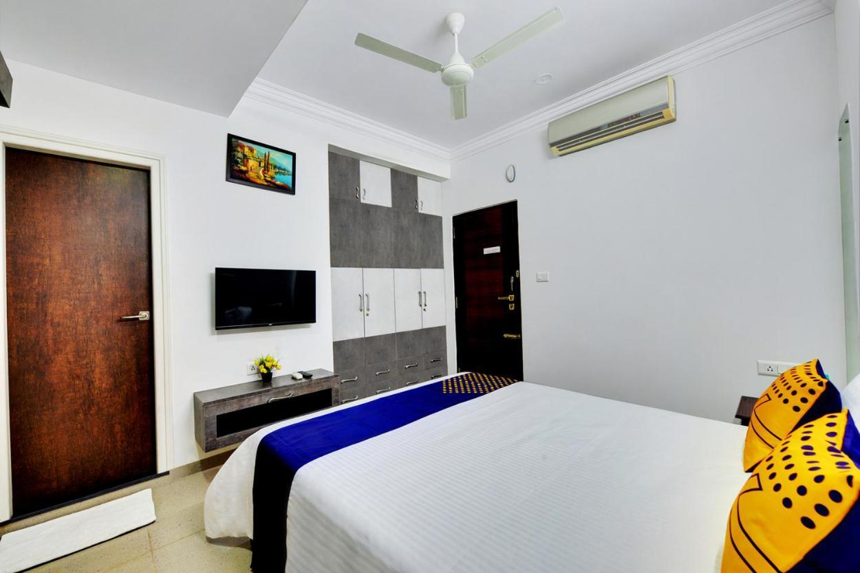 Yahweh Suites Бангалор Экстерьер фото