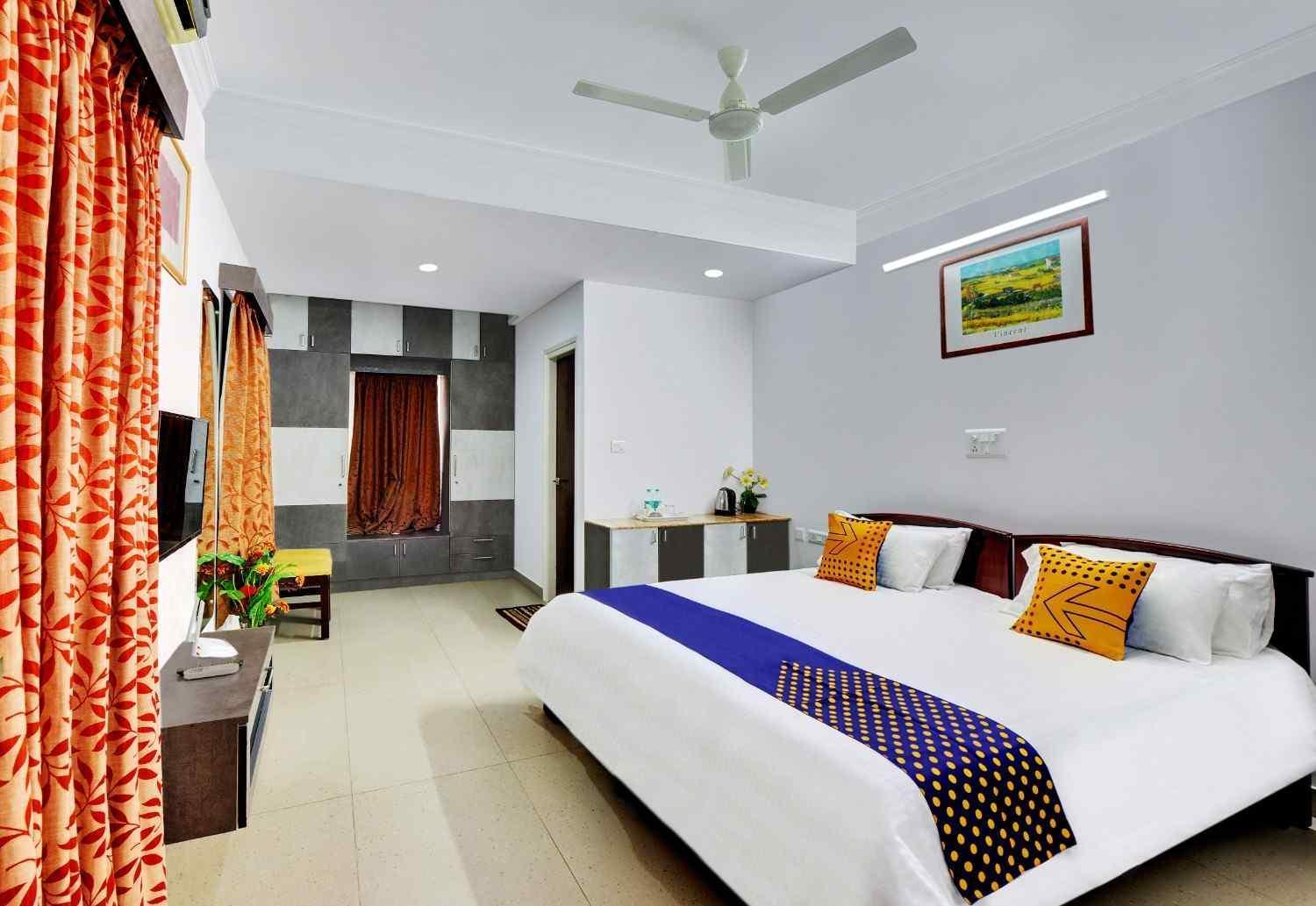 Yahweh Suites Бангалор Экстерьер фото